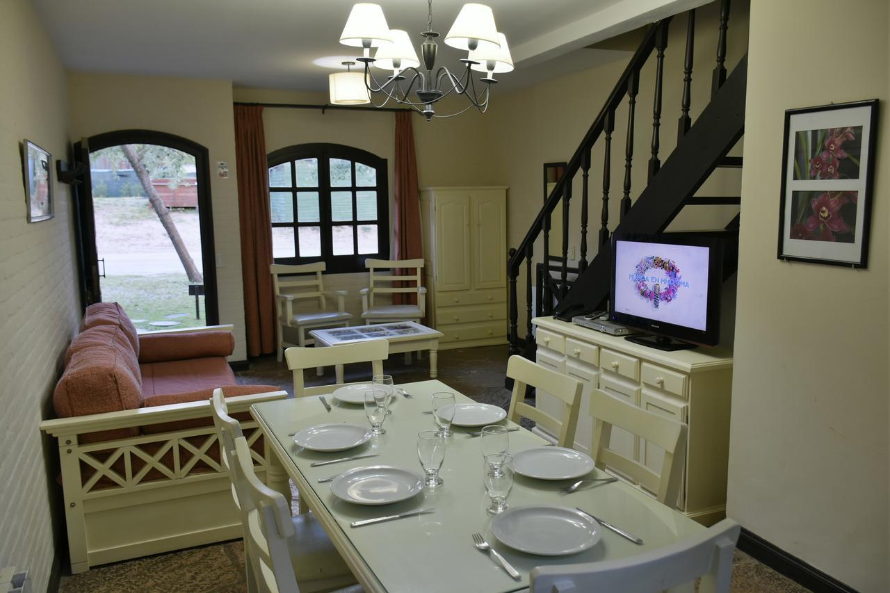 Hadas Aparthotel